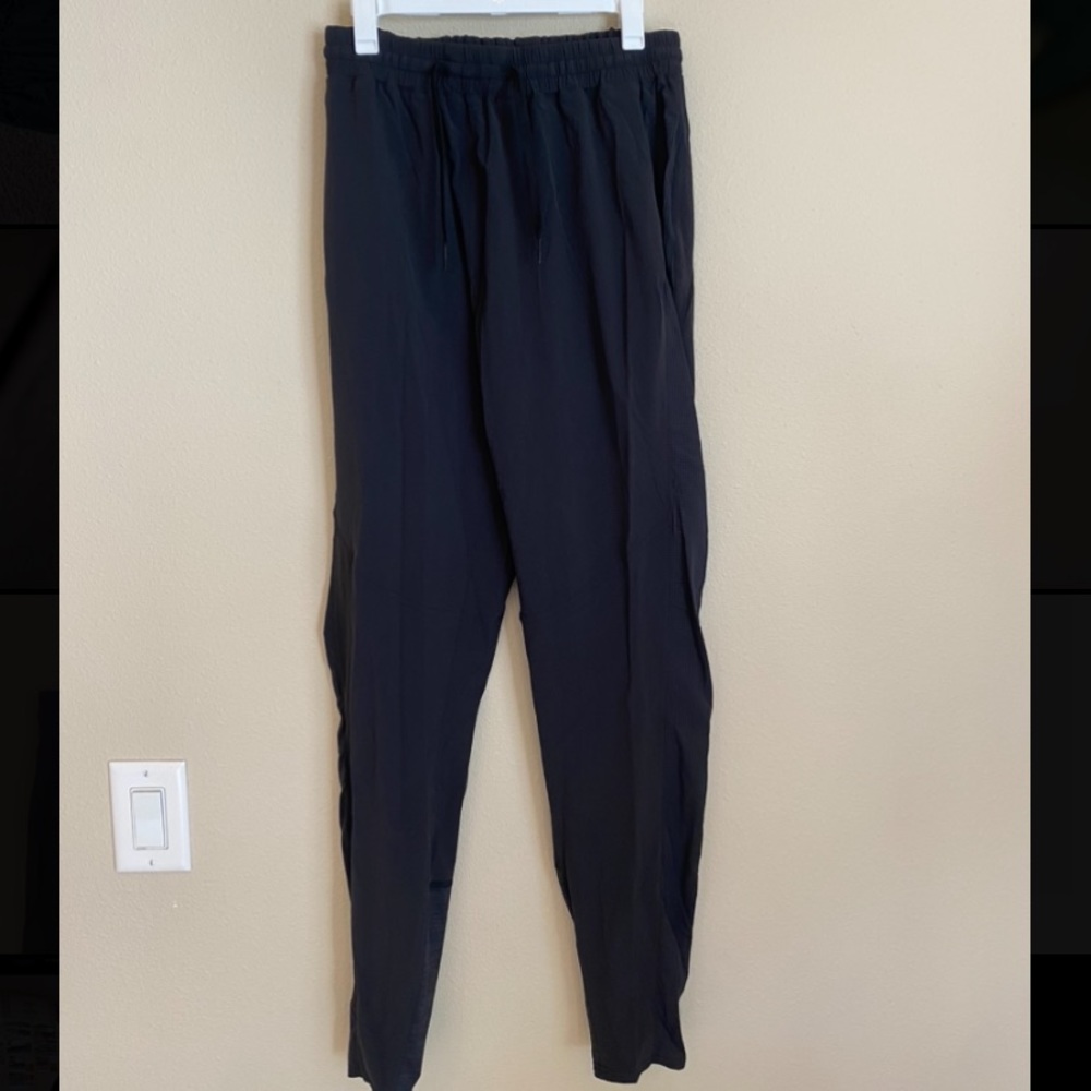 Outdoor voices women’s jogger “Track Pant”- Size S